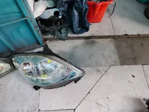 Mazda Demio 2005 Headlight