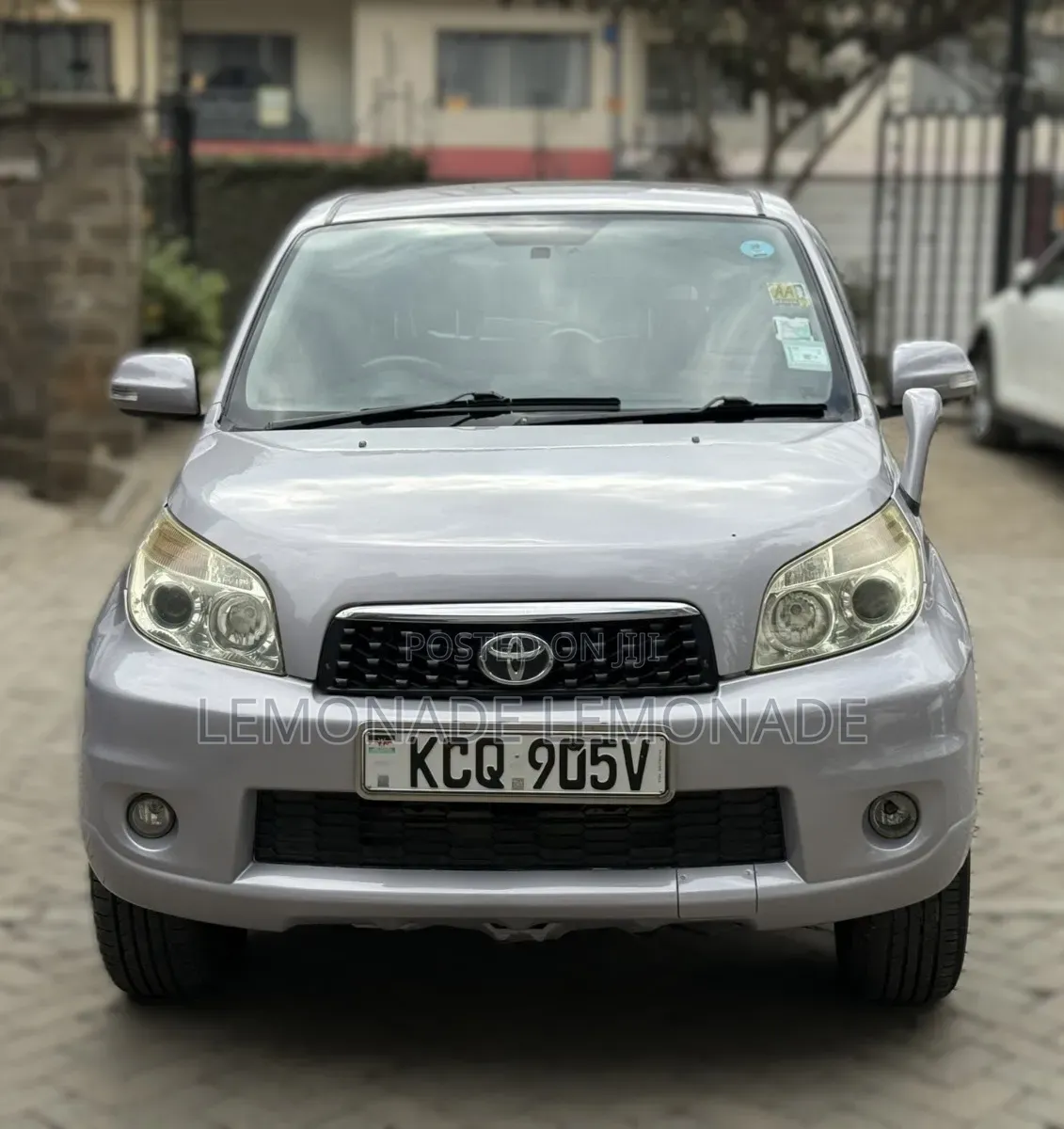 Toyota Rush 1.5 AWD 2011 Silver