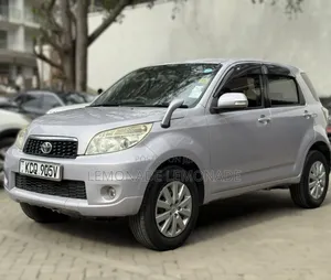 Toyota Rush 1.5 AWD 2011 Silver
