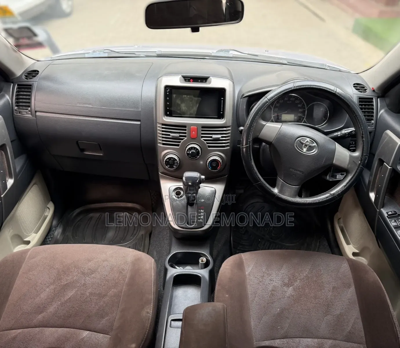 Toyota Rush 1.5 AWD 2011 Silver