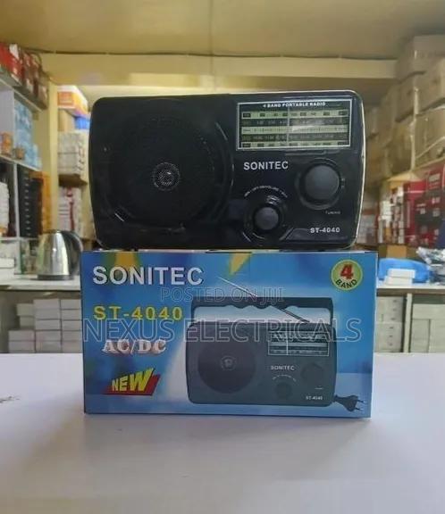 Sonitec ST-4040 4-Band Portable AC/DC Radio