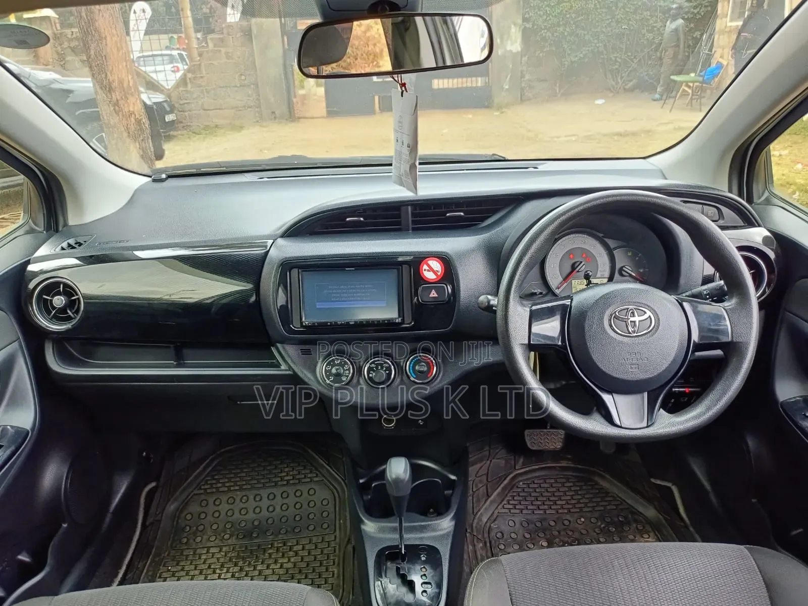 Toyota Vitz 2019 White