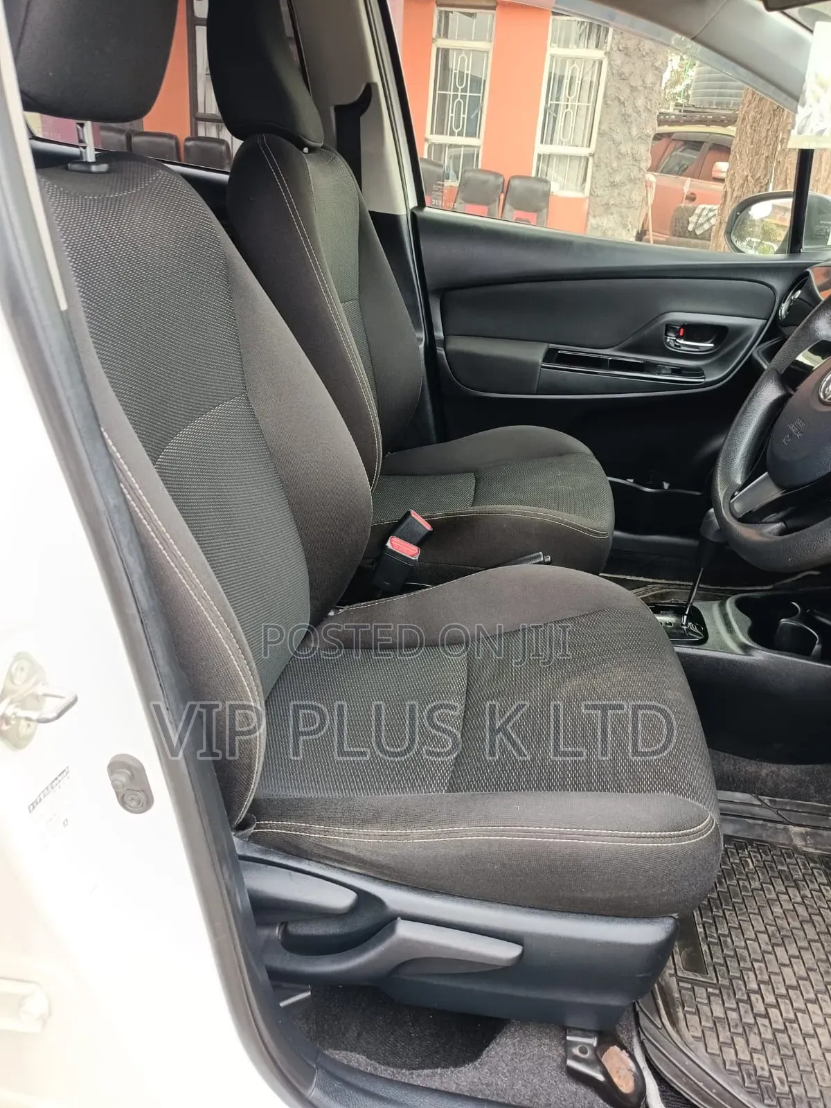 Toyota Vitz 2019 White
