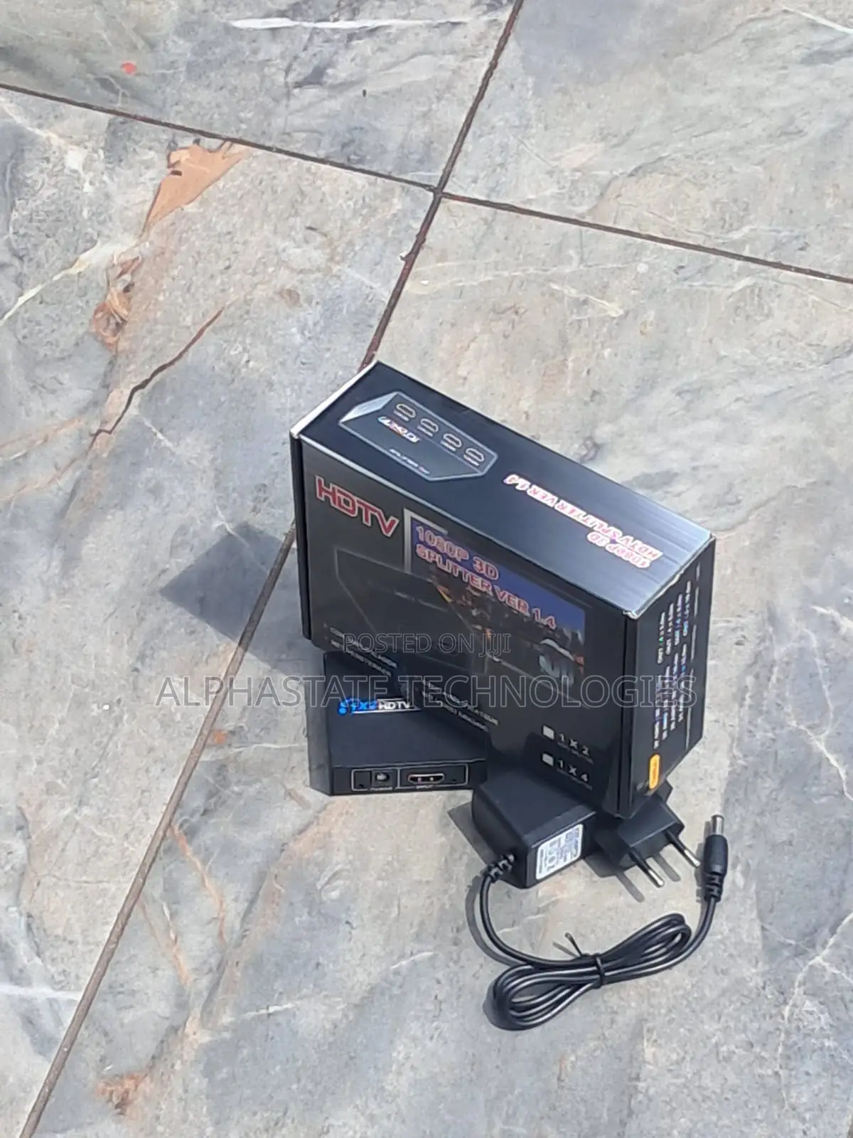 HDMI Splitter for Connecting Two TVs to One Device