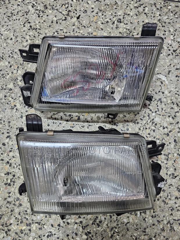 Subaru Forester SF5 Headlight Glass