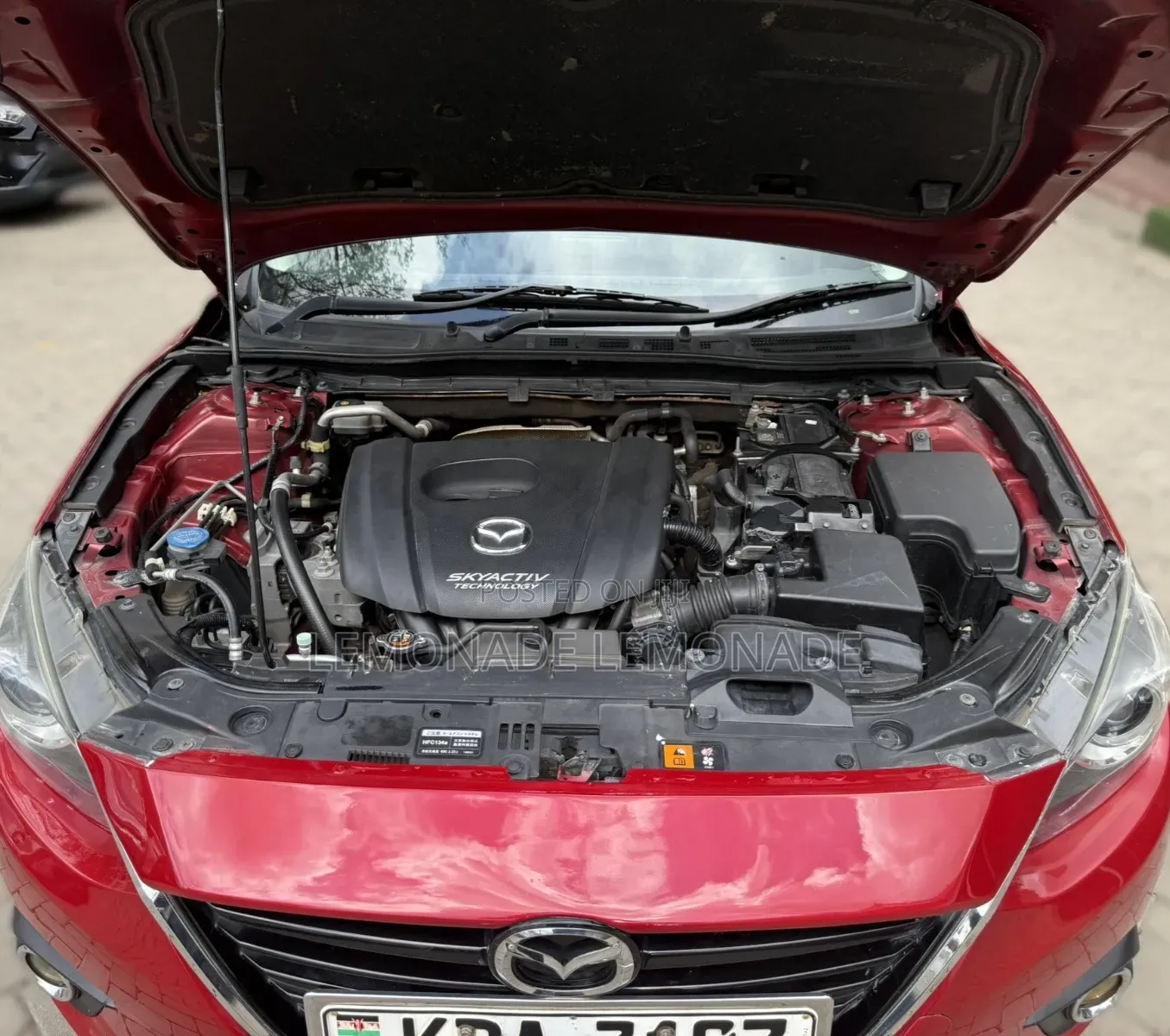 Mazda Axela SV Premium 2014 Red