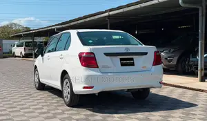 Toyota Corolla 2019 White