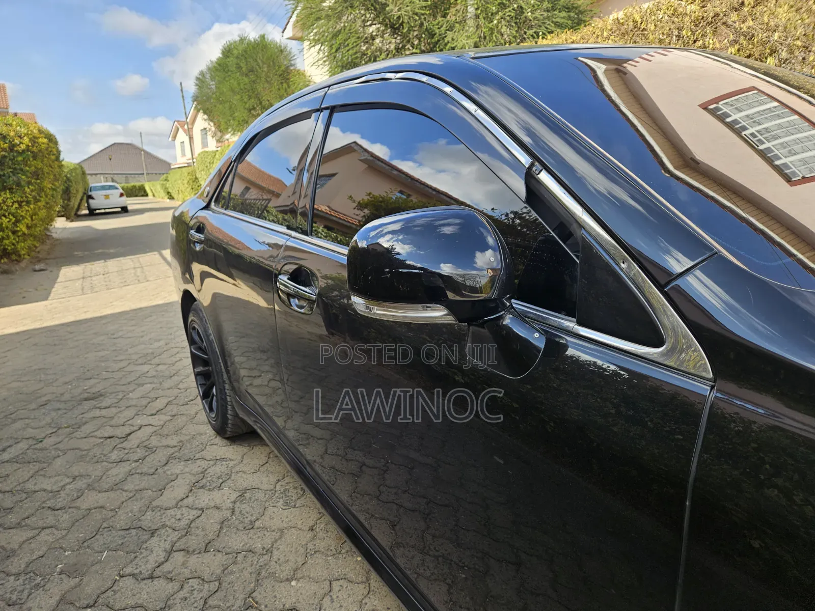 Toyota Crown 2012 Black