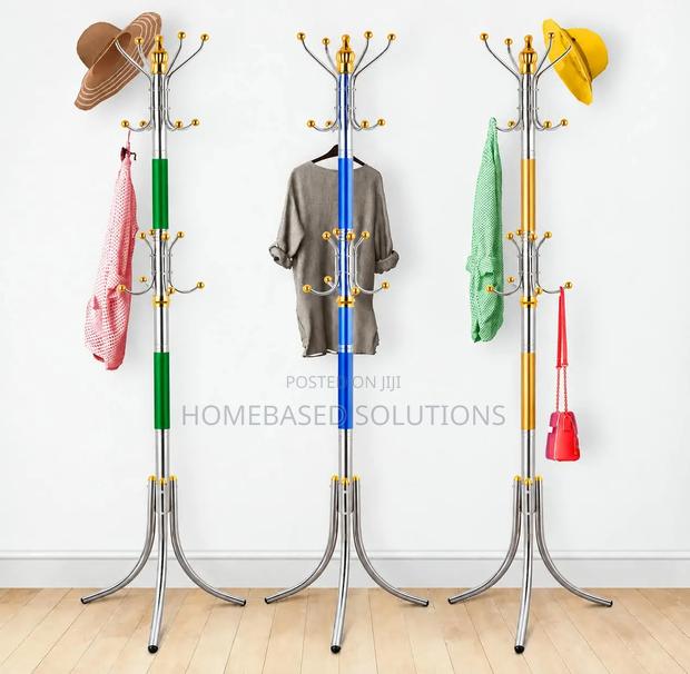 16hooks Metallic Coat Hanger