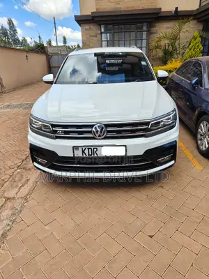Volkswagen Tiguan 2.0T SE AWD 4MOTION 2018 White