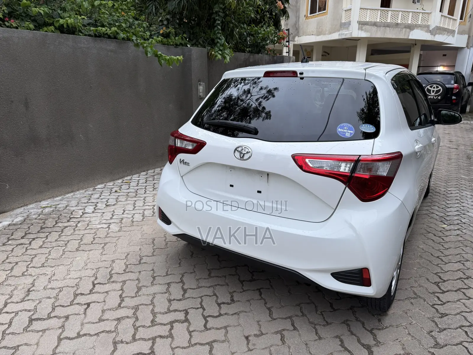 Toyota Vitz 1.0 FWD 5dr 2019 White