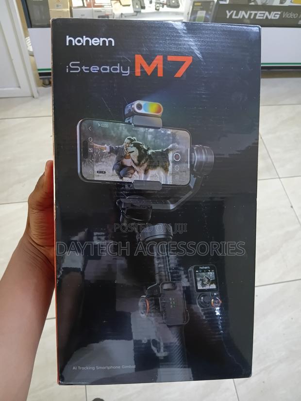 Hohem iSteady M7 Smartphone Gimbal Stabilizer With AI Tracking Sensor. - main view