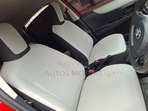 Toyota Vitz 1.3 FWD 5dr 2012 Red