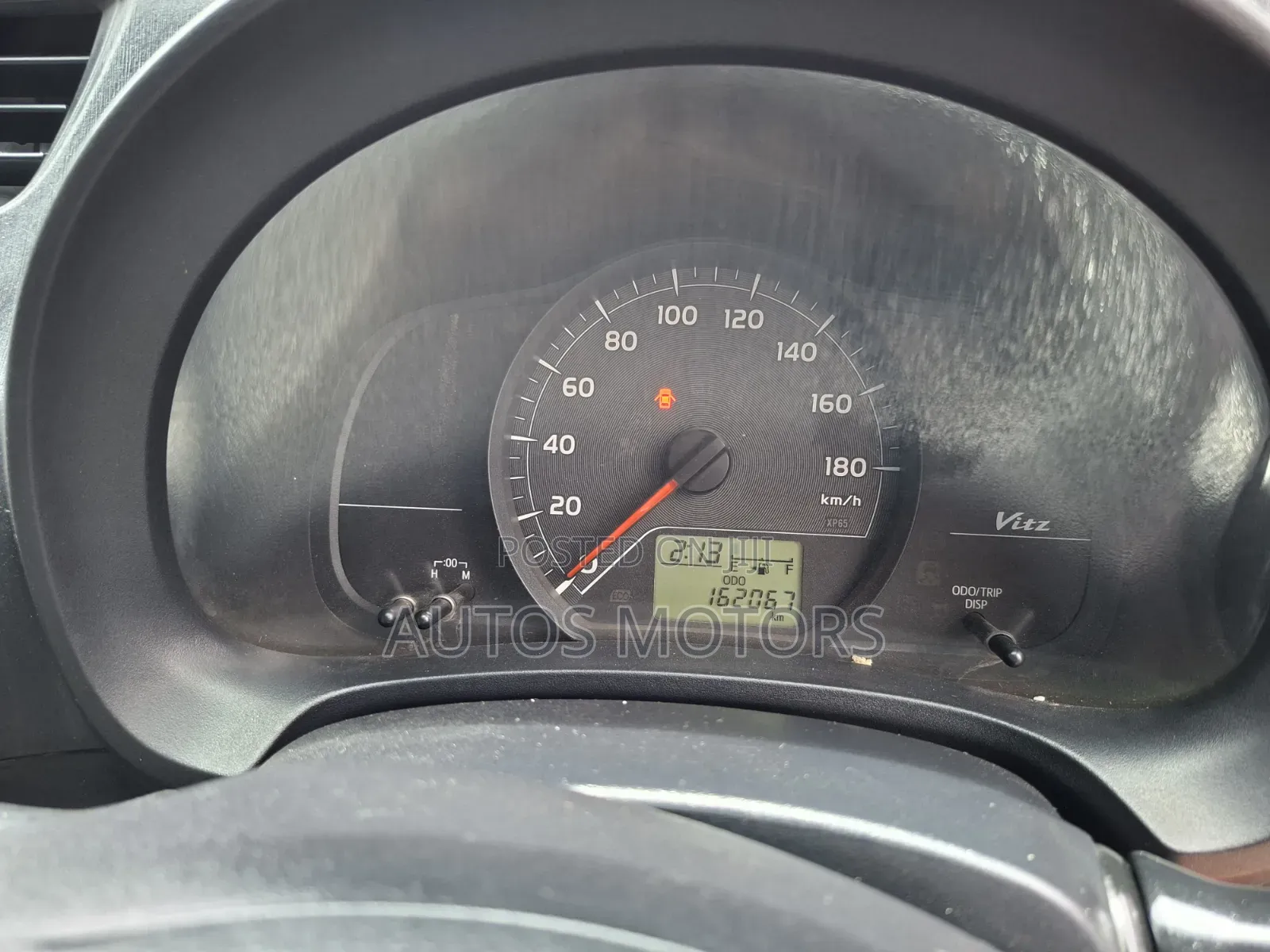 Toyota Vitz 1.3 FWD 5dr 2012 Red