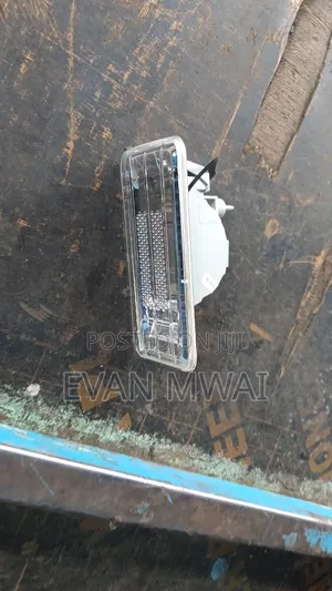 Nissan AD/ Wingroad Reverse Boot Light