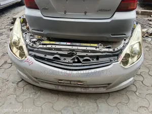 Toyota Wish 2005 Nose Cut