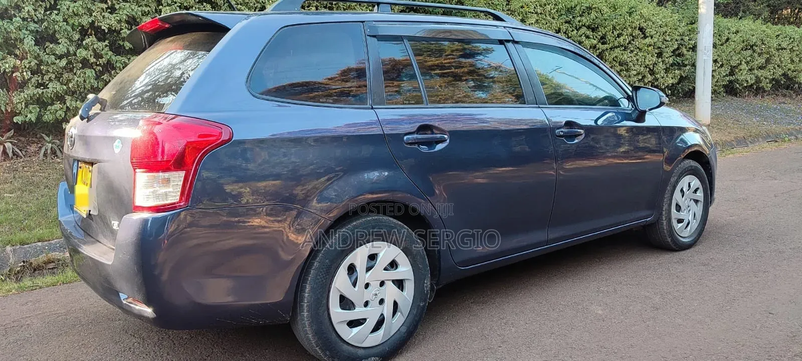 Toyota Corolla Fielder 2014 Blue