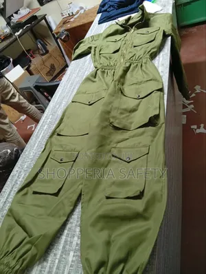Cargo Overall