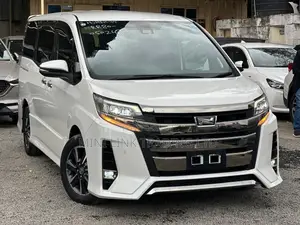 Toyota Noah 2.0 FWD (8 Seater) 2019 White