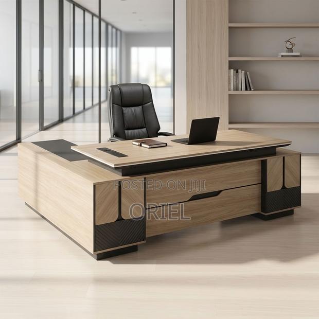 Office Desk : Executive 200CM L Shaped Desk. - thumbnail 2