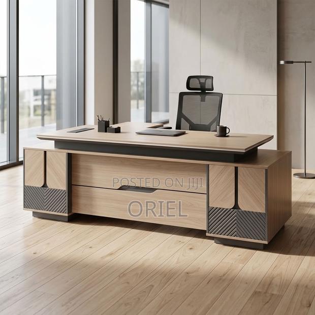 Office Desk : Executive 200CM L Shaped Desk. - thumbnail 3