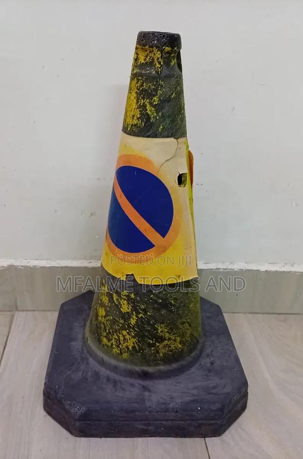 Ex-Uk Restrictions Trffic Cone