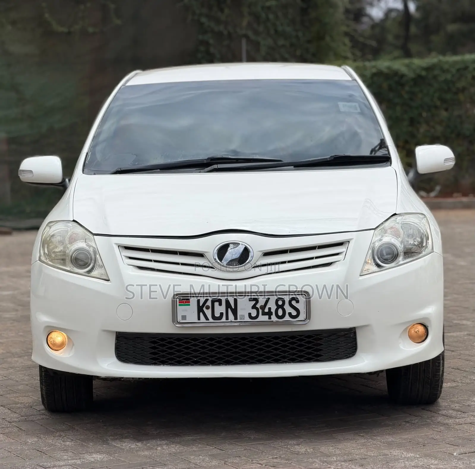 Toyota Auris 2010 Pearl
