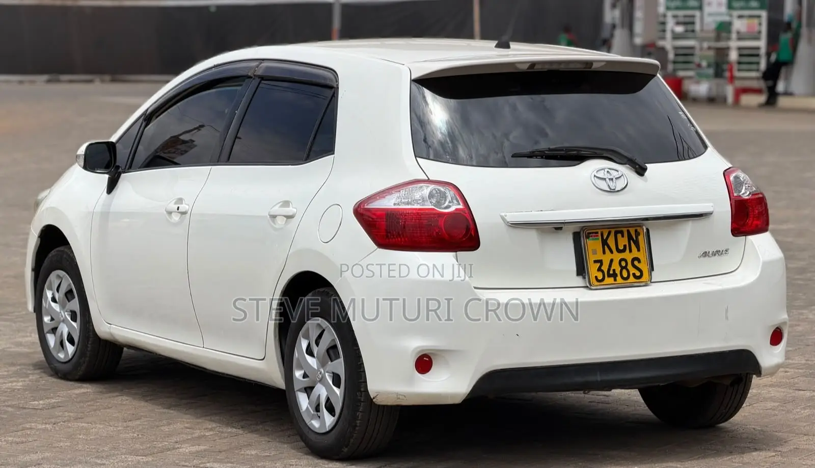 Toyota Auris 2010 Pearl