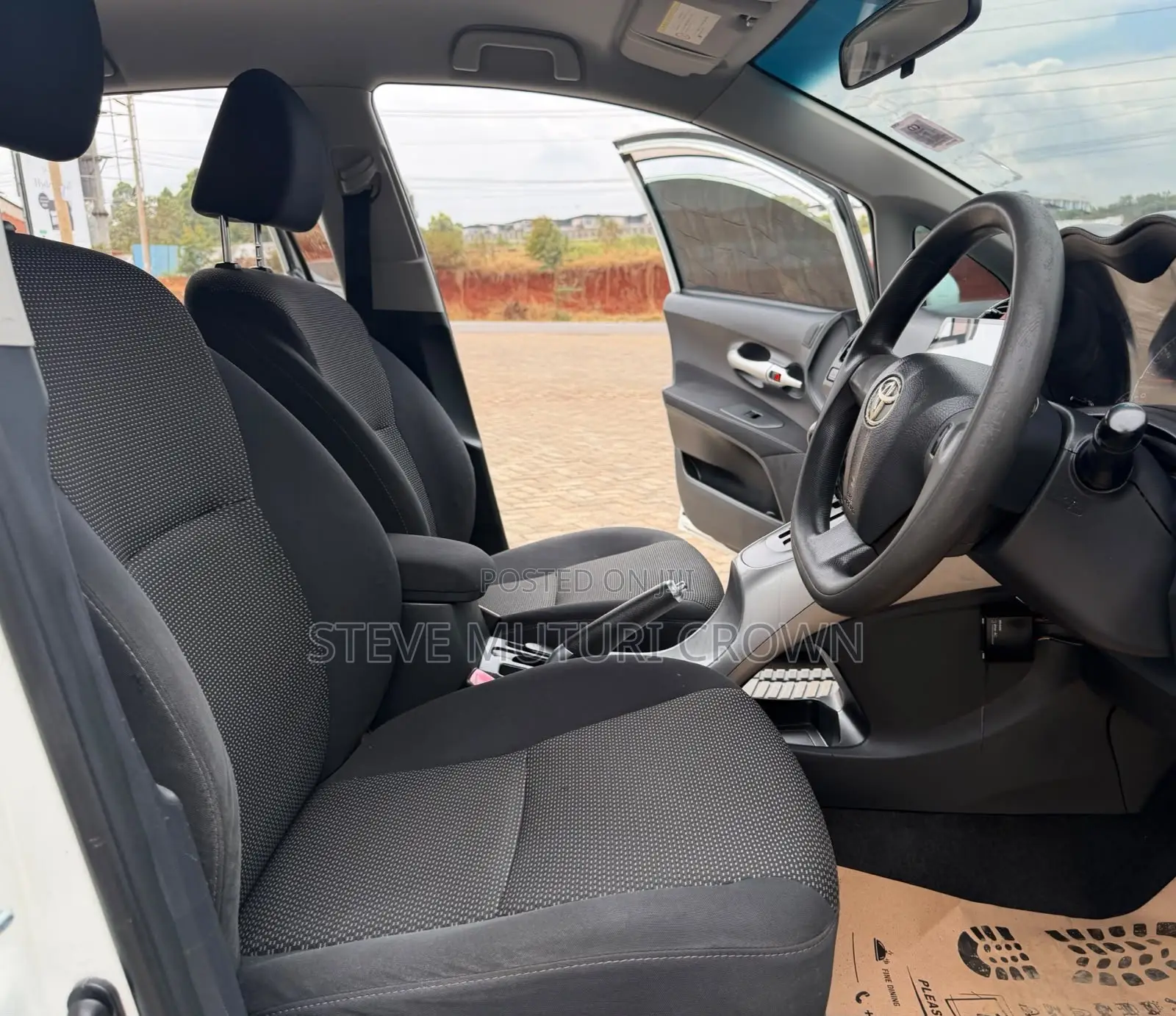 Toyota Auris 2010 Pearl