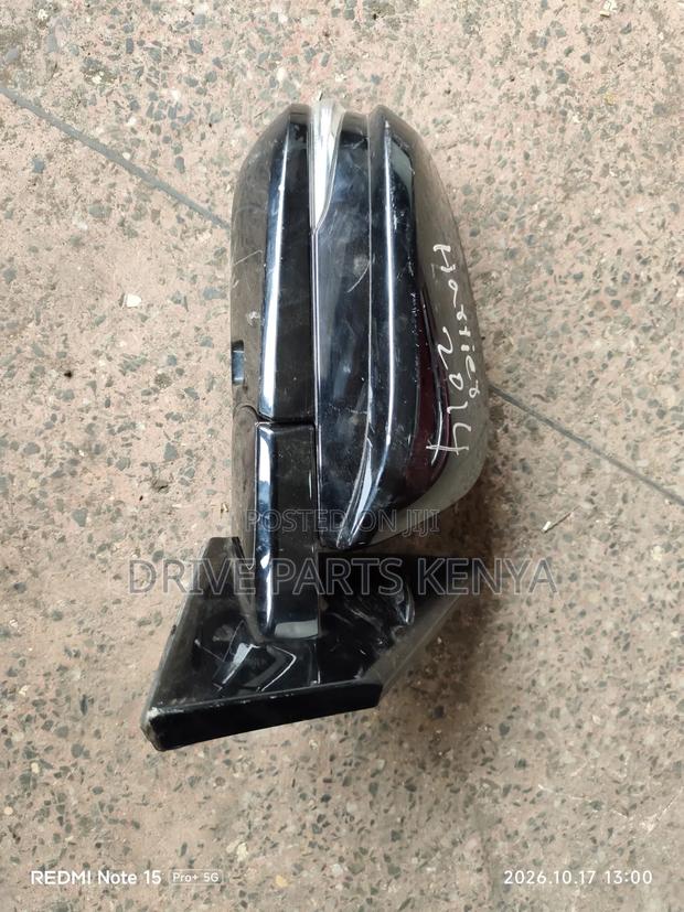 Harrier New Model Side Mirror - thumbnail 2