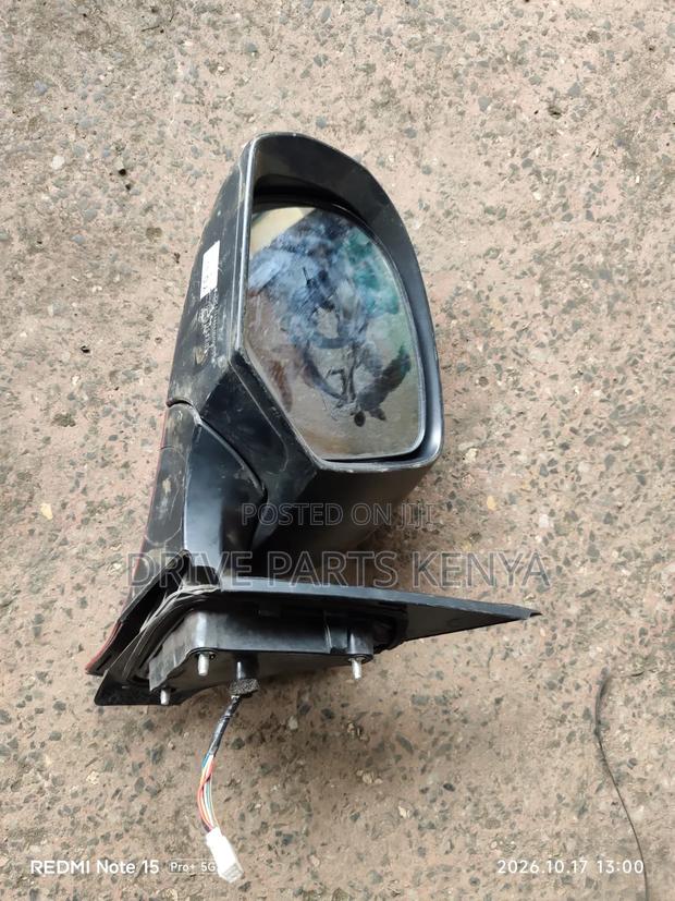 Harrier New Model Side Mirror - thumbnail 4