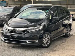 Honda Fit Shuttle 1.5 Hybrid 4WD 2019 Black