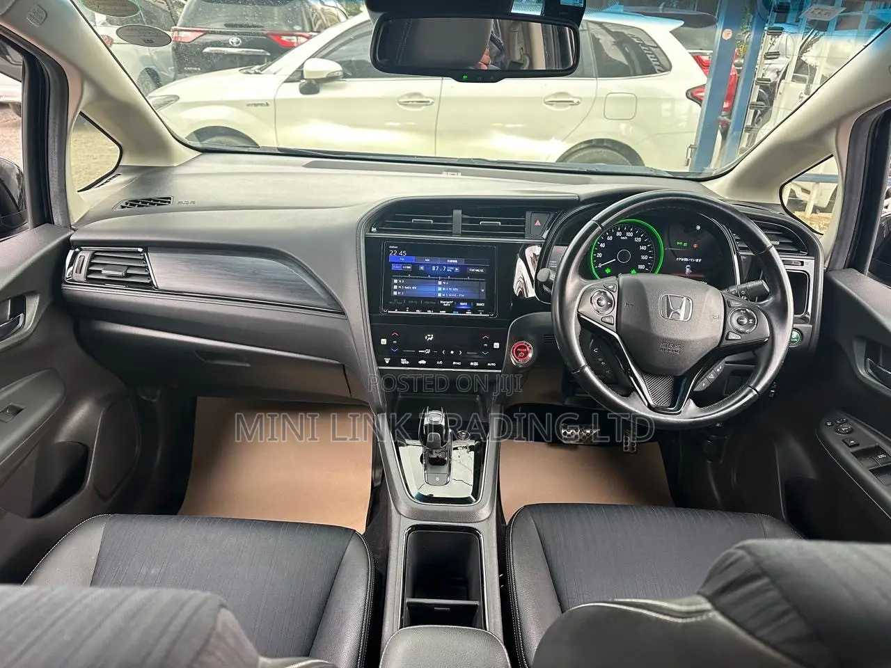 Honda Fit Shuttle 1.5 Hybrid 4WD 2019 Black