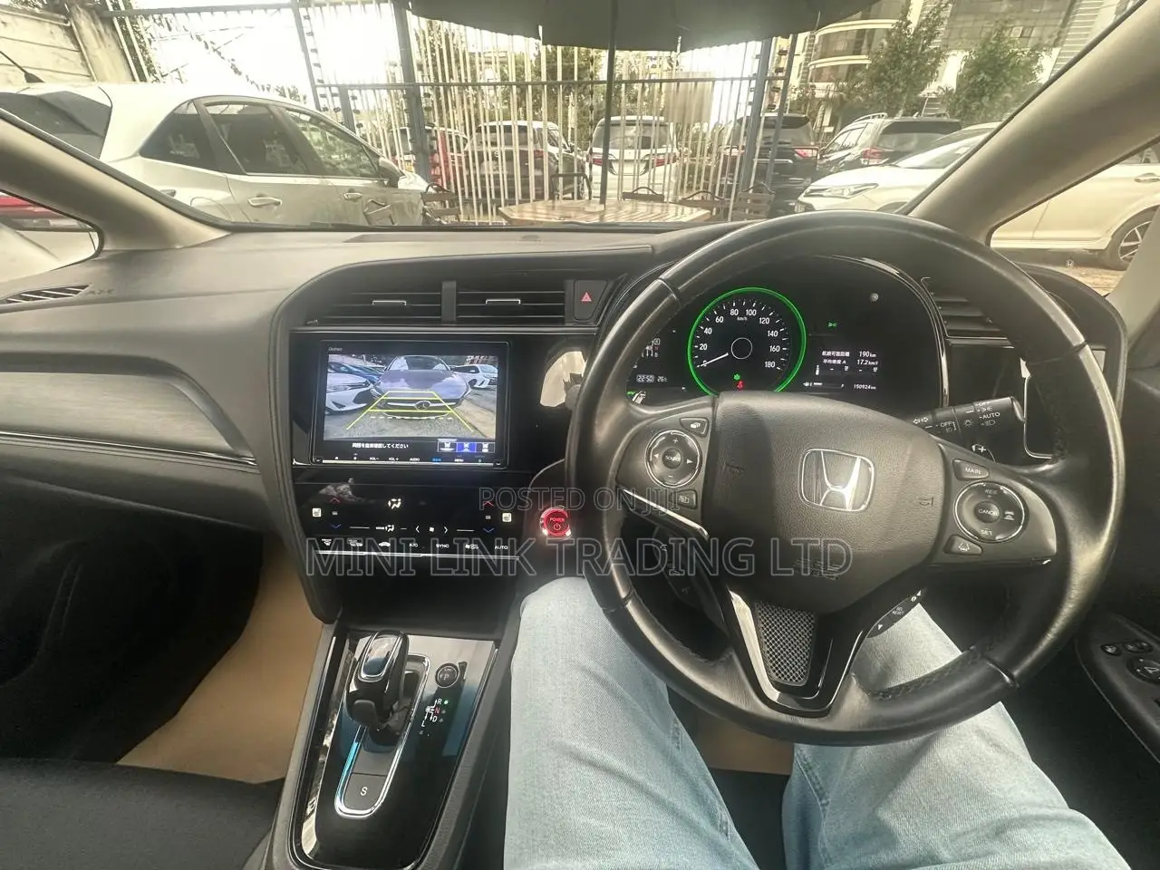 Honda Fit Shuttle 1.5 Hybrid 4WD 2019 Black