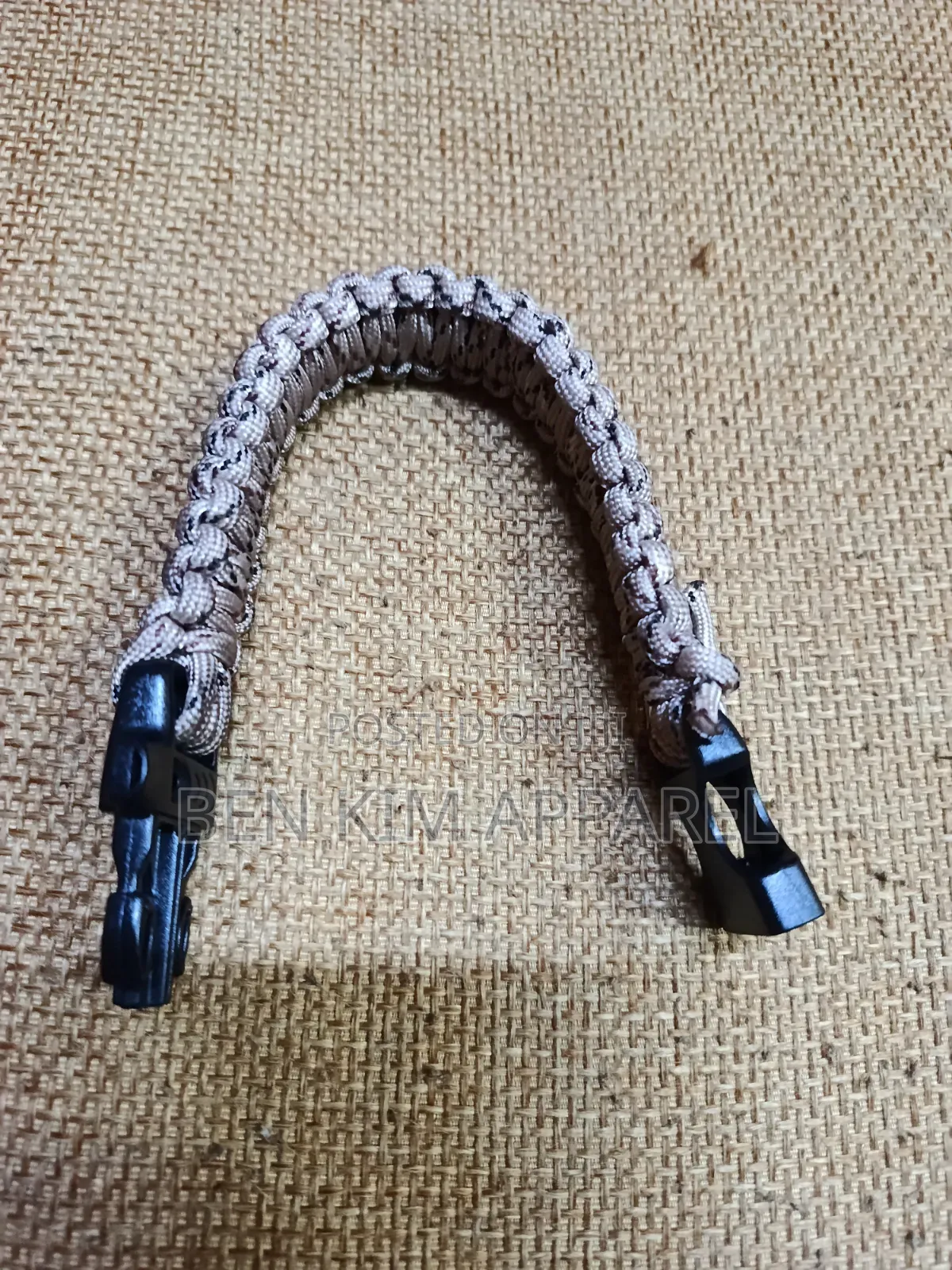 Paracord Bracelet With Whistle, Beige