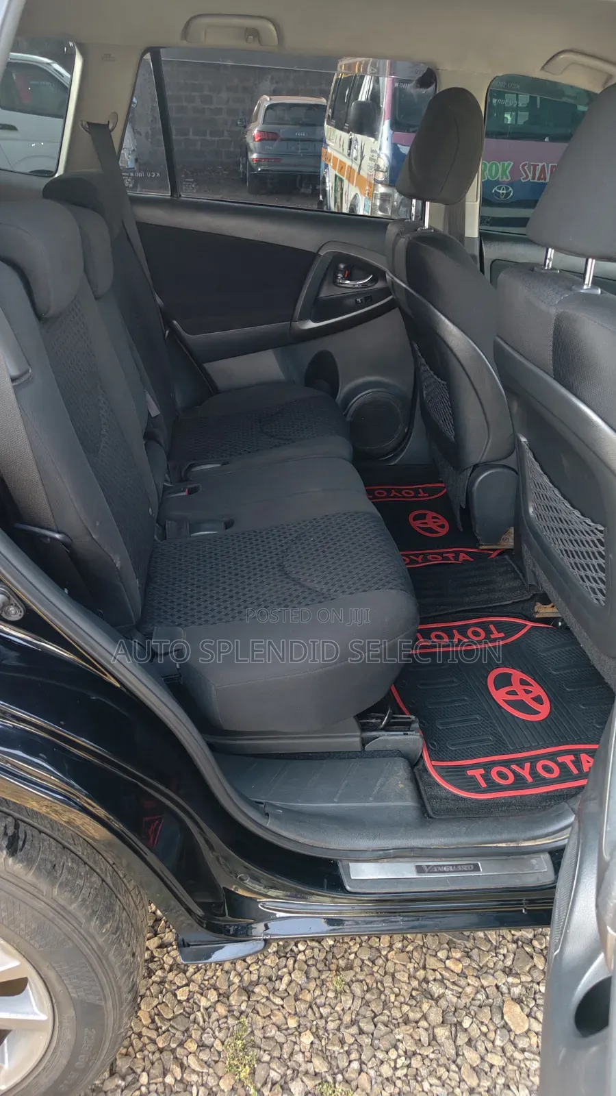 Toyota Vanguard 2012 Black