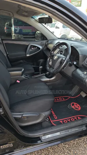 Toyota Vanguard 2012 Black