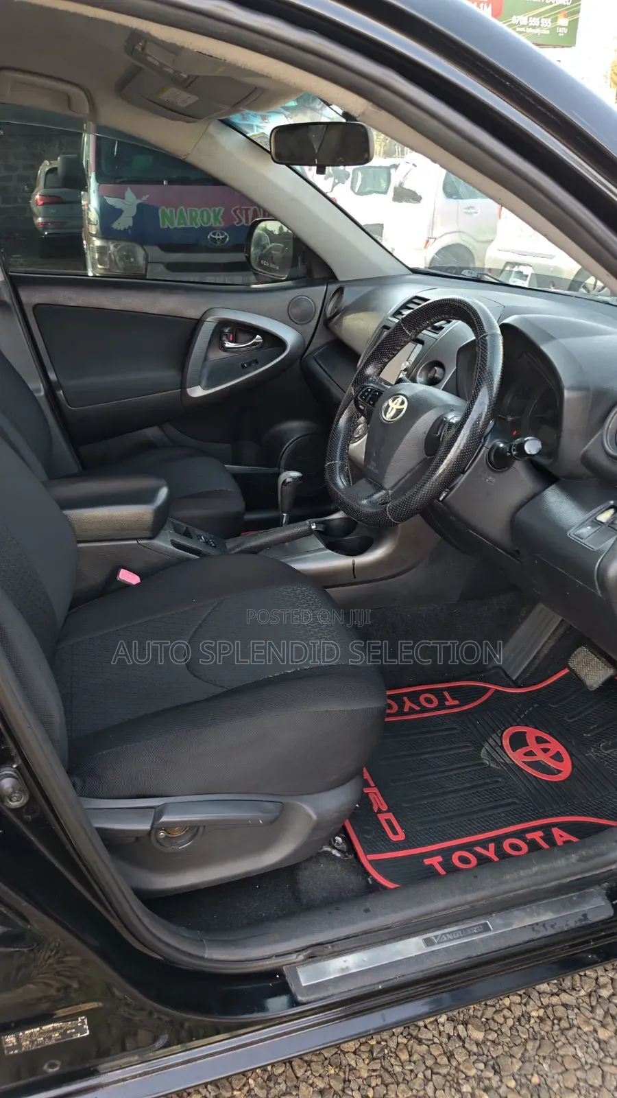 Toyota Vanguard 2012 Black