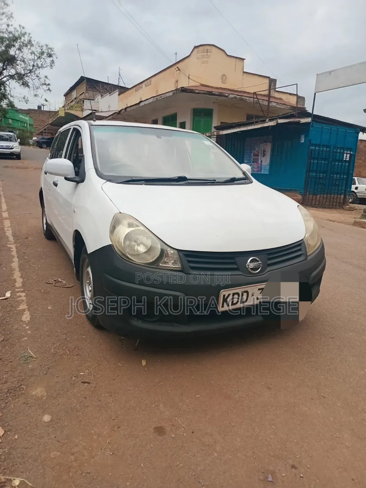Nissan Advan 2014 White