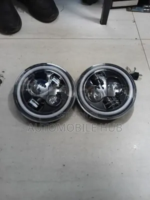 Round 7" LED Headlights With DRL Halo Ring for Jeep & 4x4s