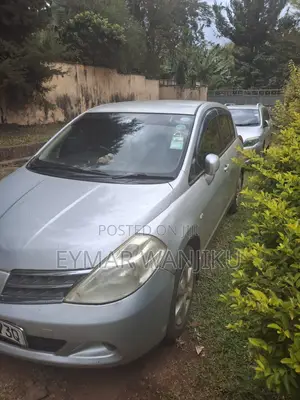 Nissan Tiida 2012 Silver
