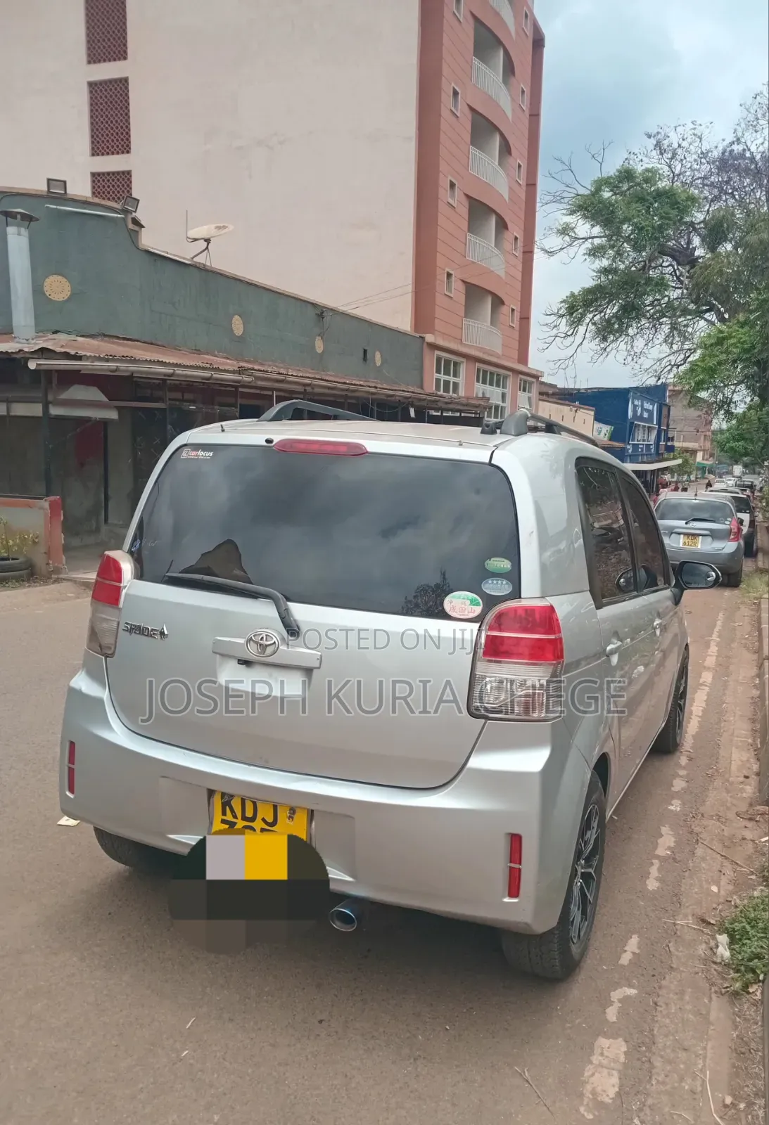 Toyota Spade 2015 Silver