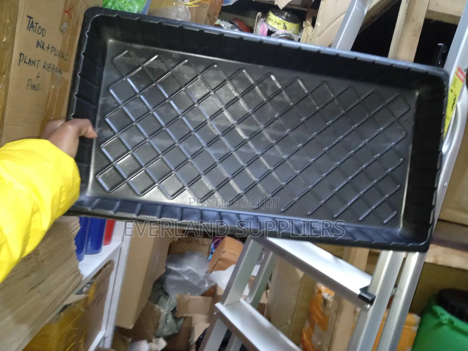 Stable Hydroponic Cultivation Trays - No Holes