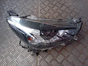 Mazda Demio 2017 Headlight