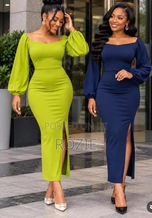 Ladies Off Shoulder Maxi Dress – Elegant Long Party Dress
Description: