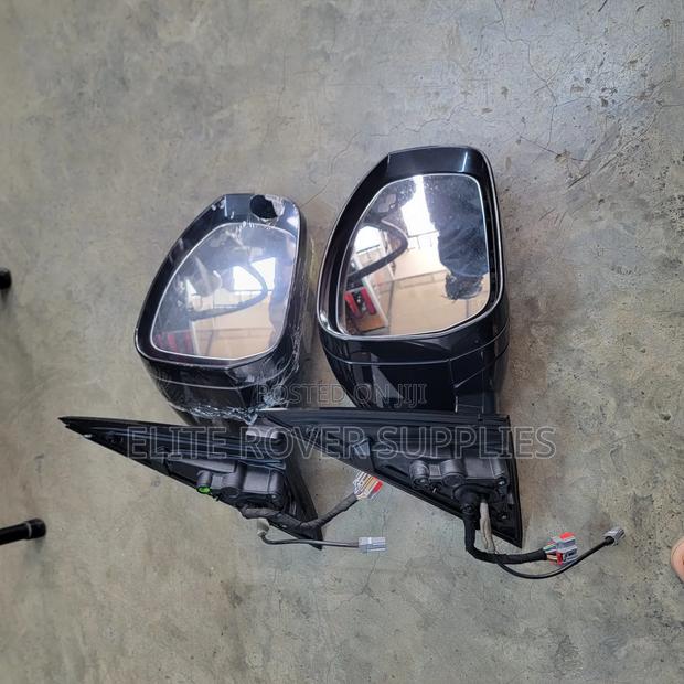 Range Rover Sport L494 Side Mirrors- With Camera