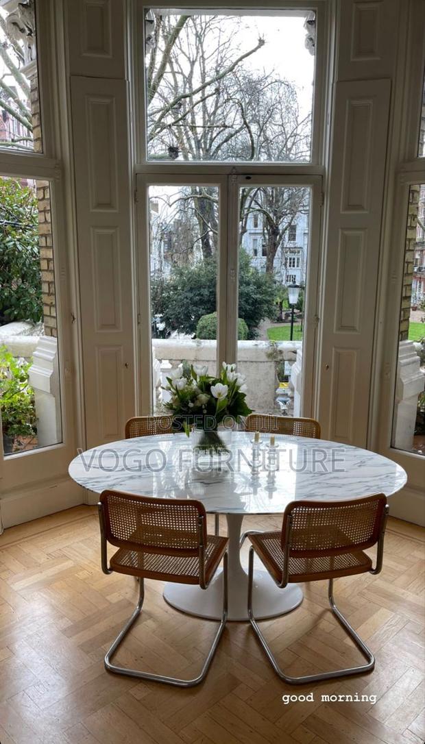 Tulip Table; Round Marble Top Tulip Base Dining Table - thumbnail 9