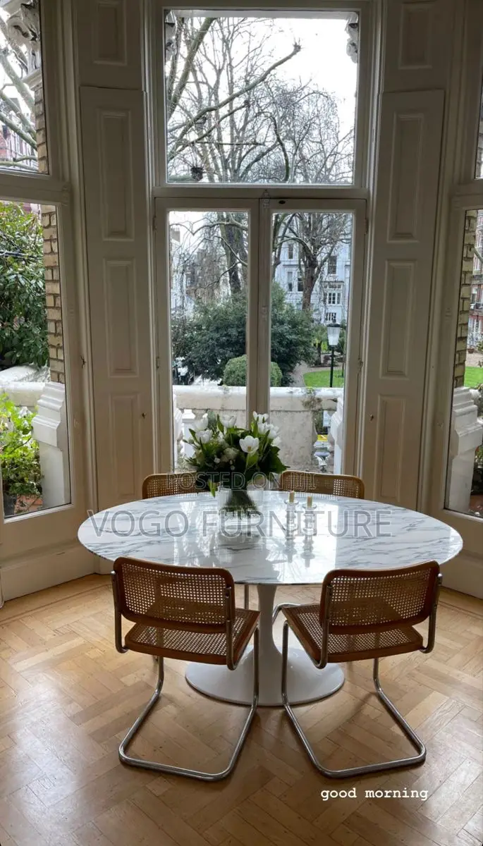 Tulip Table; Round Marble Top Tulip Base Dining Table