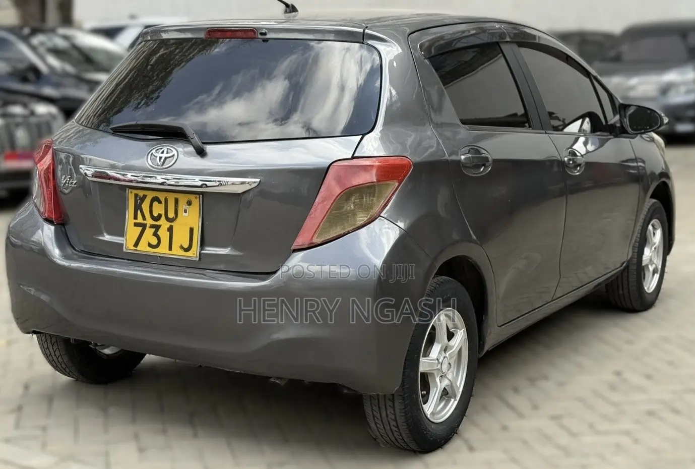 Toyota Vitz 2013 Gray