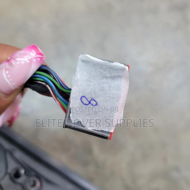 Range Rover Evoque 2018 Side Mirrors - thumbnail 3